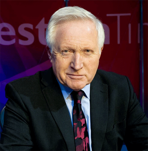 questionable-time-81-david-dimbleby-drag-gif